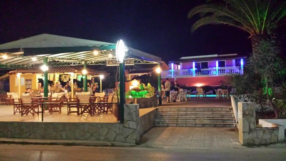 Nikolas Club Kávos Exteriér fotografie