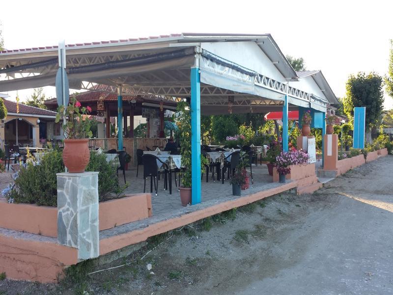 Nikolas Club Kávos Exteriér fotografie